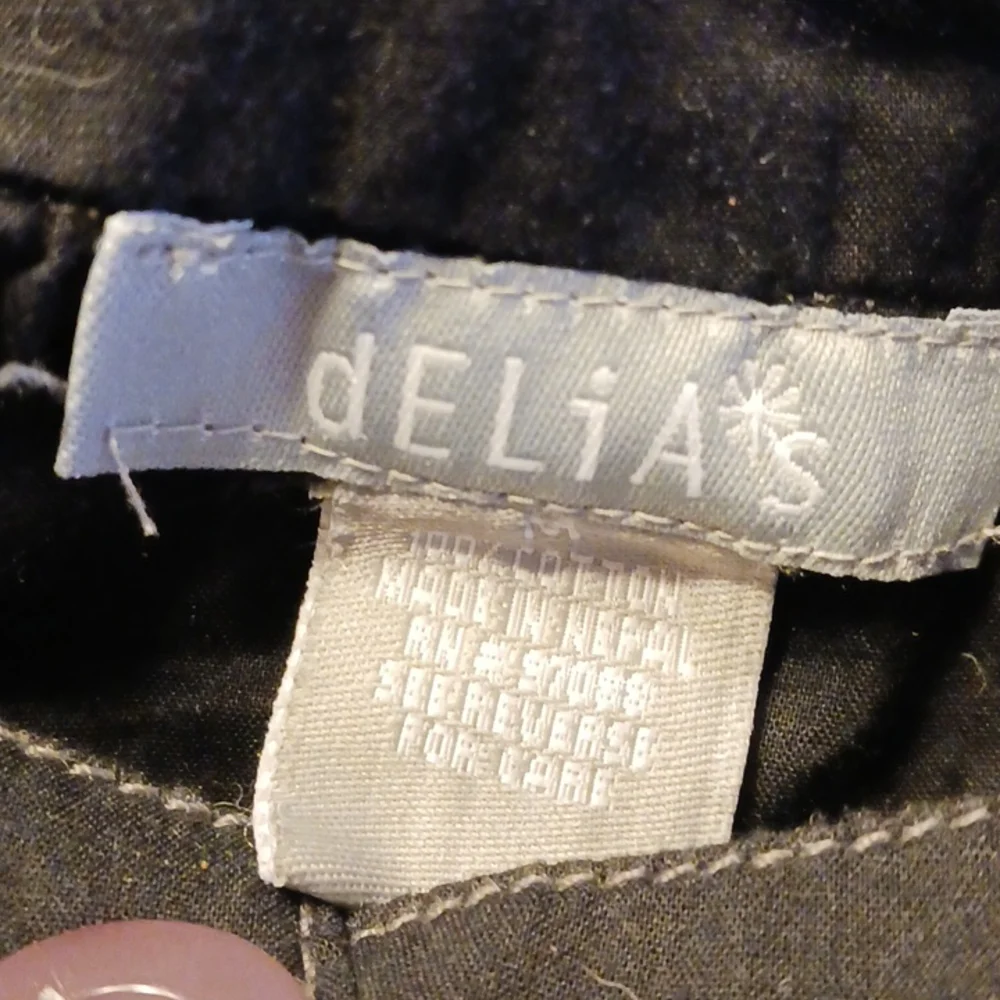 Delia's Square neck blouse with decorative  stitching  and buttons NWOT - Picture 5 of 6